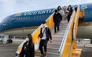 Bộ GTVT lý giải vì sao vé máy bay tăng dịp nghỉ lễ 30/4-1/5