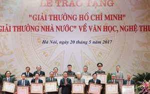 Thành lập Hội đồng cấp Nhà nước xét tặng Giải thưởng Hồ Chí Minh, Giải thưởng Nhà nước về văn học, nghệ thuật