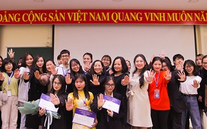 Đặng Thảo My xuất sắc giành Giải Nhất của cuộc thi hùng biện Stand Up 2021.