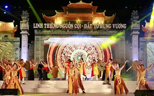 Chương trình nghệ thuật 'Linh thiêng nguồn cội - Đất Tổ Hùng Vương'