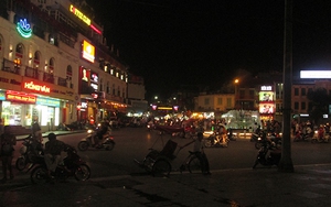 Cây xanh tạo nên một dấu ấn trong lòng du khách mỗi khi đến Hà Nội