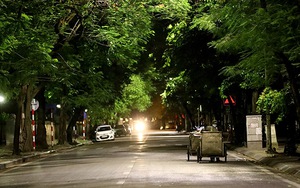 Bình lặng thân thương phố đêm Hà Nội