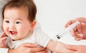 Sẽ sớm có vaccine sởi, bạch hầu, ho gà, uốn ván miễn phí cho trẻ