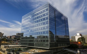 Tòa án liên bang Mỹ ở Los Angeles sơ tán nhân viên do gói đồ khả nghi