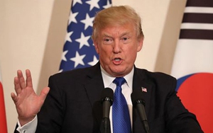 Tổng thống Trump cấm máy bay chở khách Mỹ hoạt động gần Triều Tiên