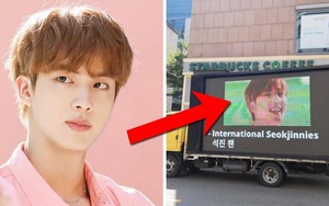 Fan phẫn nộ gửi cả xe tải đến BigHit đòi công bằng cho Jin BTS