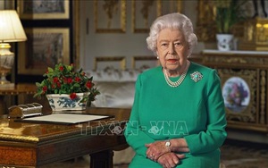 Nữ hoàng Anh ‘lẻ bóng’ đón sinh nhật lần thứ 95