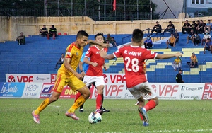 HLV Thanh Hoá nói gì sau trận thua ngược Hà Tĩnh?