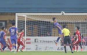 Tiến Linh chưa làm ông Park thôi nhớ Anh Đức