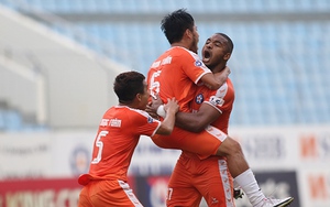 HLV Lê Huỳnh Đức thừa nhận thắng may Hà Nội FC