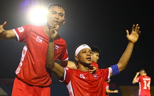 Tiền đạo Jermie Lynch tố bị CLB Hải Phòng bạc đãi