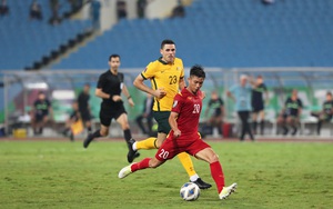 Tin dùng Phan Văn Đức, HLV Park đang chứng minh điều gì?