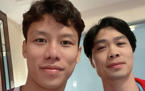 Quế Ngọc Hải vui đùa với mái tóc ‘siêu hot’ của Công Phượng