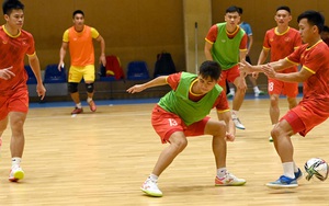 Tuyển futsal Việt Nam hưng phấn trước trận gặp Brazil