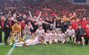 Quế Ngọc Hải báo tin chiến thắng với vợ, Thành Chung gửi yêu cầu khó