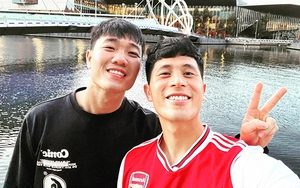 Xuân Trường chụp ảnh cùng ‘Tomiyasu Việt Nam’