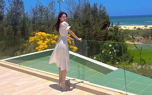 Người yêu TOP 10 hoa hậu của Văn Hậu khoe dáng ở biển