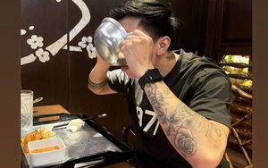 Văn Hậu bị bóc phốt ‘chả ăn uống được mấy’