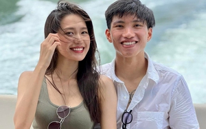 Đoàn Văn Hậu đèo Hải My lưng trần ‘cháy phố’ bằng xe đạp