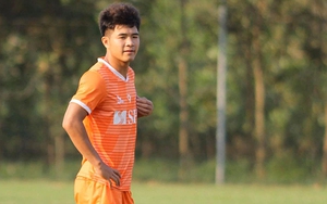 Đức Chinh trở lại, vẫn lợi hại như xưa!