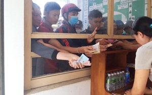 Phố núi Pleiku sốt vé trận HAGL đấu với Hà Nội (VTV6 trực tiếp bóng đá)