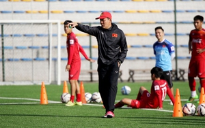 Cầu thủ HAGL giúp U22 Việt Nam có thêm trận hòa, HLV Quốc Tuấn mơ vô địch ở Campuchia