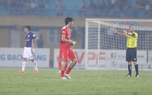 Xót xa sau thảm bại trước Hà Nội FC, CĐV khuyên Tuấn Anh rời HAGL