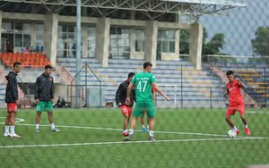 U22 Việt Nam tự tập chờ ngày tập luyện chính thức