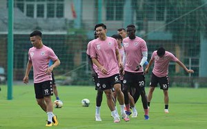 ‘Văn Hậu về Hà Nội như về nhà’