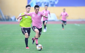 Văn Quyết bênh vực Quang Hải, mong chờ sự trở lại của Văn Hậu