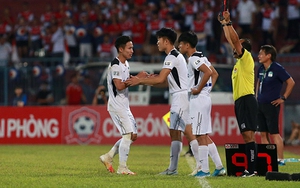 Mẹ Xuân Trường tri ân Hội CĐV HAGL