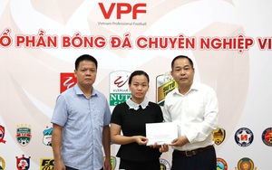 PTI chi trả quyền lợi bảo hiểm cho gia đình cố trọng tài Dương Ngọc Tân