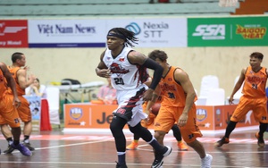 VBA 2017: Thang Long Warriors khiến Danang Dragons tiếp tục ‘sa lầy’