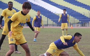 FLC Thanh Hoá thanh lý Karube, đón Hữu Dũng trở lại