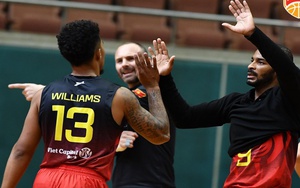 ABL 2018: CLS Knights Indonesia 88-93 Saigon Heat: Chiến thắng đầu xuân của Saigon Heat