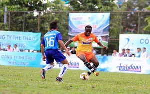 Giải bóng đá Thiên Long 2017 - Cúp Trần Doãn : Đánh một trận sạch không kình ngạc, đánh hai trận tan tác chim muông
