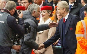 HỌ ĐÃ NÓI, Mourinho: 'Sanchez chắc đã biết Tuanzebe là ai'; Wenger: 'Đá với Man United, phải kiên nhẫn mới thắng'