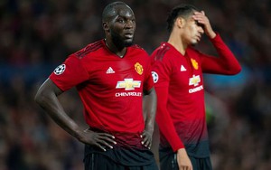 M.U: 3 năm, chi hàng núi tiền nhưng không có nổi một cầu thủ dự bị giỏi