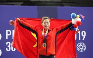 Hoàng Thị Duyên giành HCV SEA Games sau chiến thắng tuyệt đối ở nội dung cử tạ 59kg