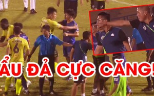 Quang Hải xô xát với nhân viên y tế sân trong 10 phút hỗn loạn tại sân Bình Dương