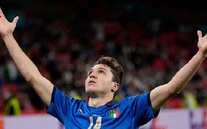 Mãn nhãn với bàn thắng của Chiesa giúp Ý vượt qua tuyển Áo