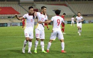 Chấm điểm Việt Nam 1-3 Oman: Điểm sáng mang tên Hoàng Đức