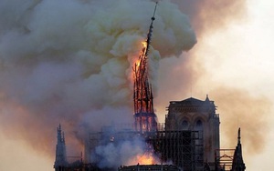 Nhà thờ Đức Bà Paris: Chưa nhất trí được phục chế theo lối kiến trúc cổ hay pha trộn hiện đại