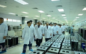 Phái đoàn cấp cao của Triều Tiên đến thăm tổ hợp nghiên cứu, sản xuất của Viettel