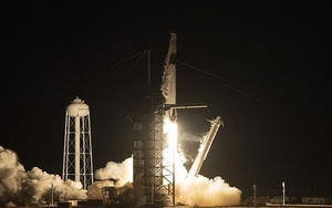 Tàu Crew Dragon kết nối thành công với Trạm vũ trụ ISS