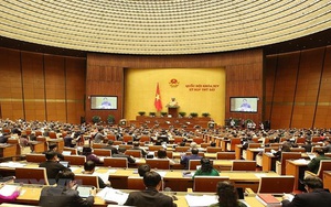 Ban hành luật, nâng cao nhận thức của người dân trong việc sử dụng rượu, bia