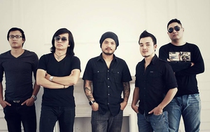 Bức Tường hát lại những bản hit để tưởng nhớ Trần Lập