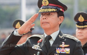 Trợ lý Tư lệnh Lục quân Hoàng gia Thái Lan được thăng cấp lên Tư lệnh Lục quân