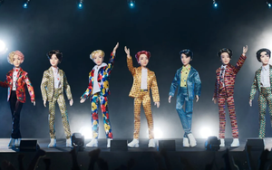 Chính thức lộ diện mẫu búp bê BTS: Chi tiết đến từng 'sợi tóc'