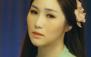 'Em gái mưa' Hương Tràm chính thức ra mắt MV 'Duyên mình lỡ'